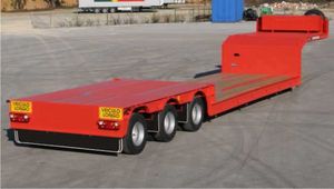 3-axles central low load deck semi-trailer, 40 ton. RAC-Germany
