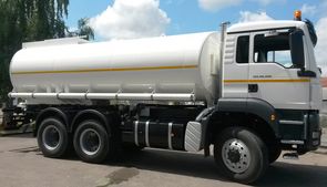 Custom-made in Germany. Water Tank Truck for drinking water transportation. Capacity: 22.000 ltr.