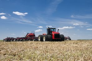 BUHLER Versatile four-wheel drive (4WD) tractors