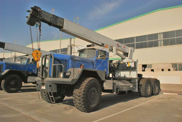 Weldco-Beales Hydra-Lift stiff boom hydraulic crane WHL30TC70