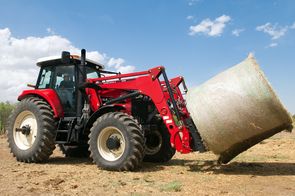 BUHLER Versatile MFWD tractor 190-220 HP