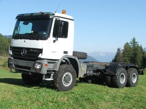 Mercedes-Benz Truck Actros 3341A (6x6)