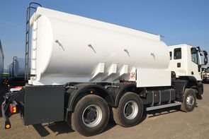 Tankwagen zum Transport von Diesel und Benzin mit ADR Zertifikat