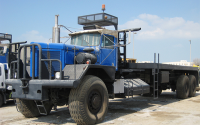 Rebuild hood and fenders on oil field truck KW 953A