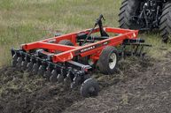 Versatile SD550 Scheibenegge