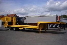 Lowboy semi-trailer with gooseneck. Payload 31 ton. RAC-Germany